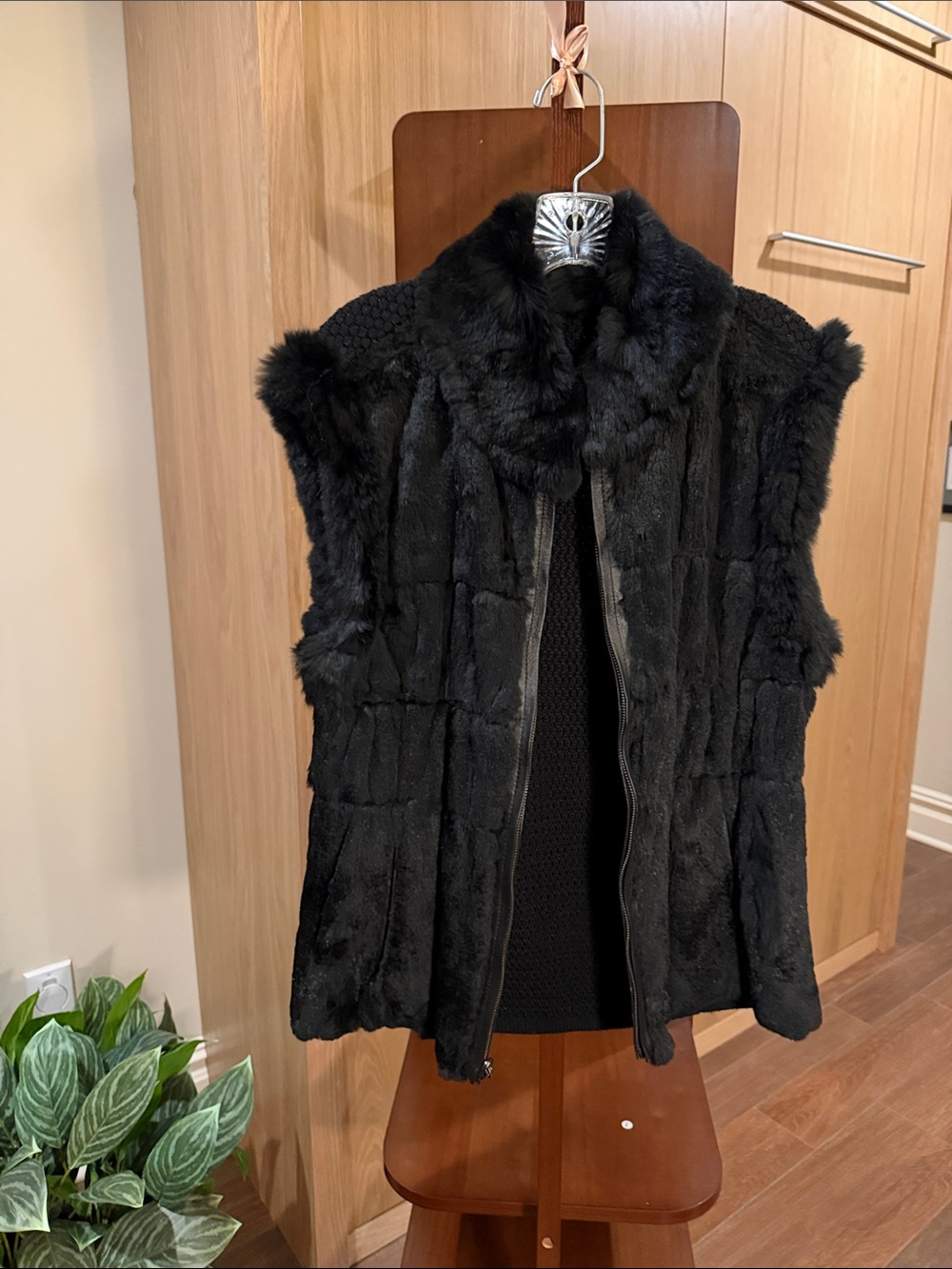 Luxury Black Real Fur Vest Jacket - Women